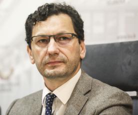 Sei­mo na­rys Ro­ber­tas Šar­knic­kas. Ma­riaus Mor­ke­vi­čiaus (EL­TA) nuotr. 