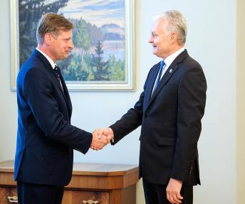 K. mažeika ir Gitanas nausėda